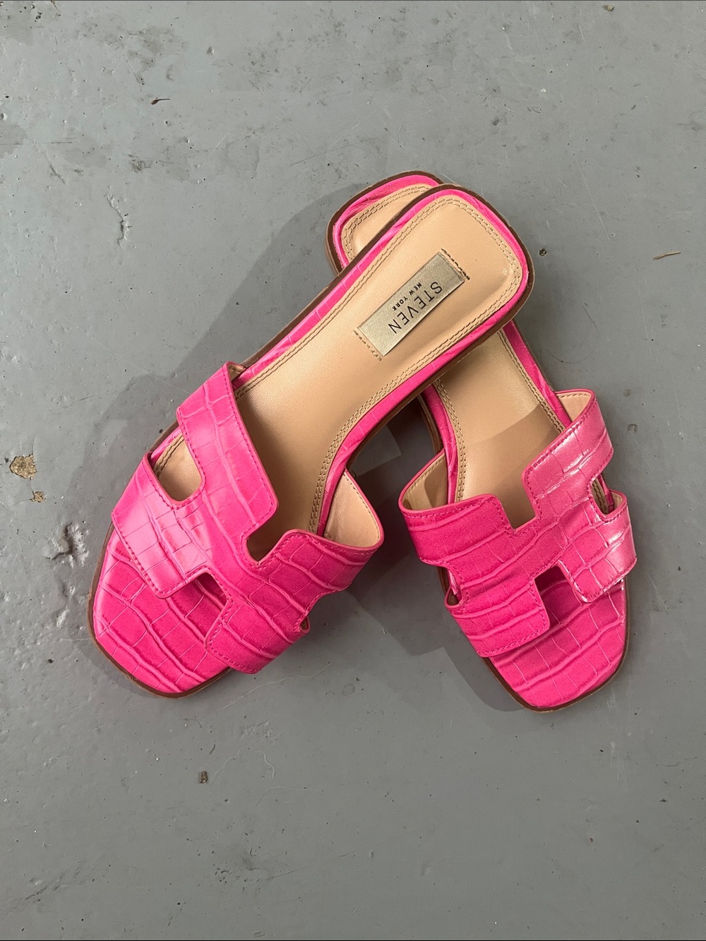 Steven 7  Hot Pink Croc-Embossed Slide Mules